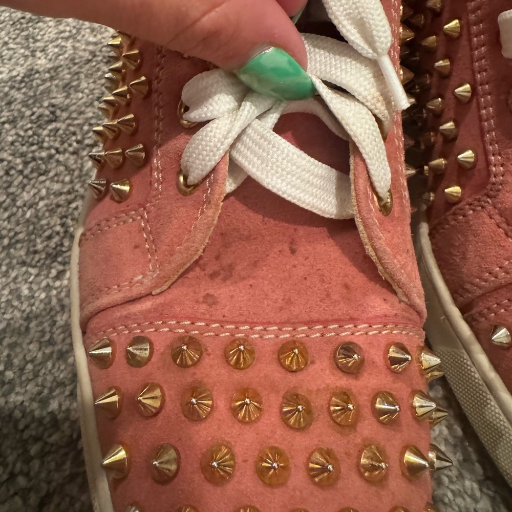 Louboutin peach spike sneakers - Picture 10 of 10